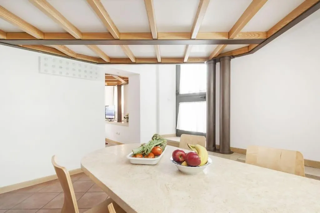 Stylish Loft - Colosseum 4 Min Walk -3 Beds -Sleeps Up To 6 People Apartment Rome 0*,  Italy